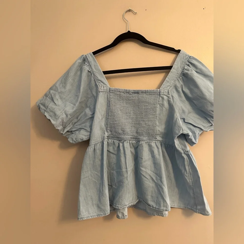 Old Navy stylish sky